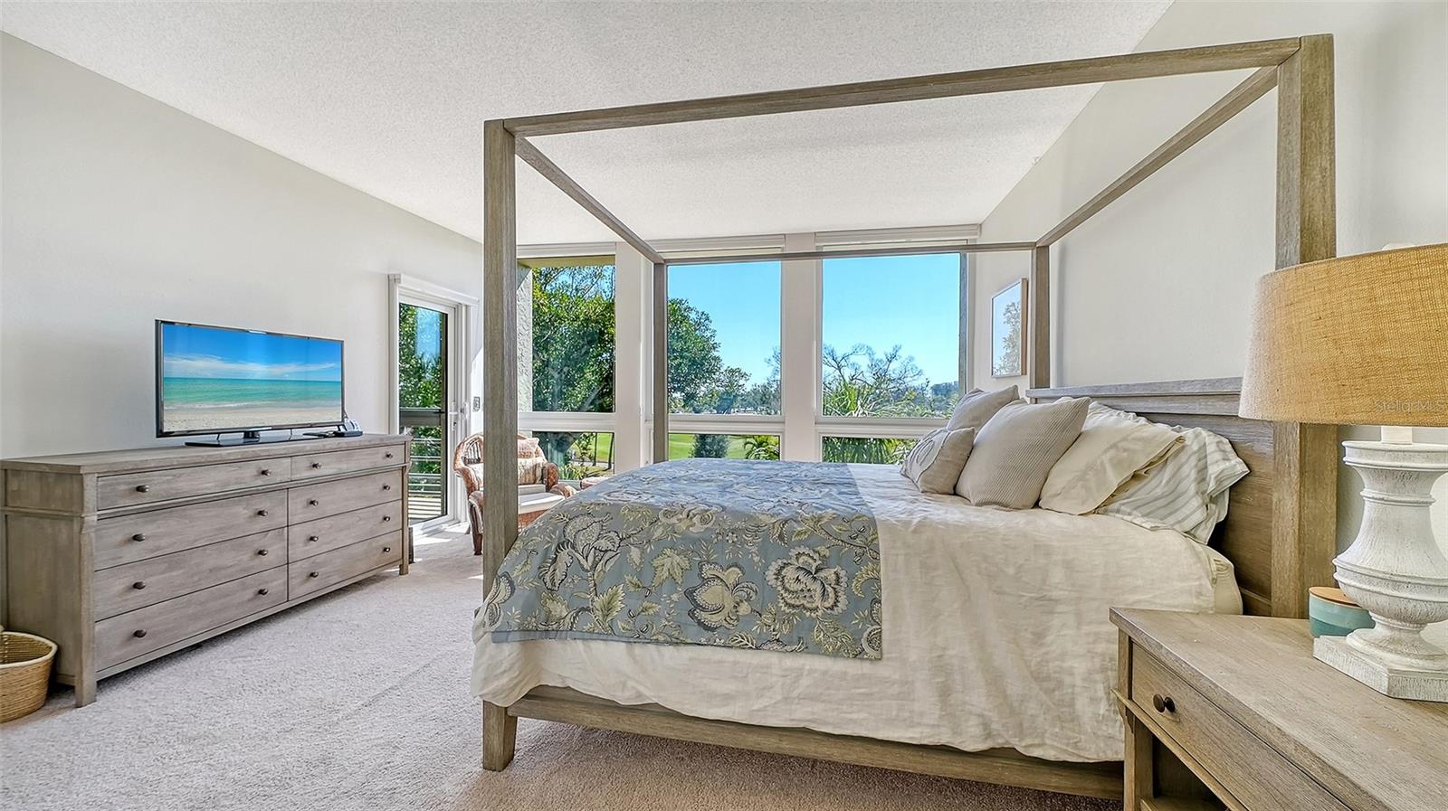 BEACHPLACE III - Residential