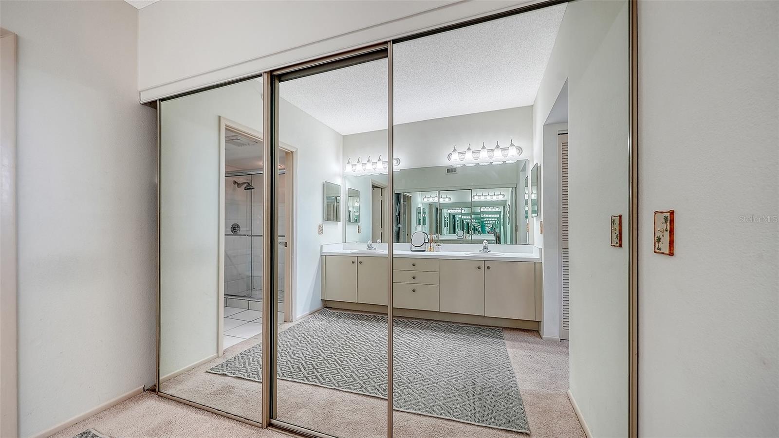 BEACHPLACE III - Residential