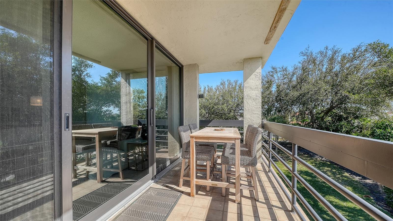 BEACHPLACE III - Residential