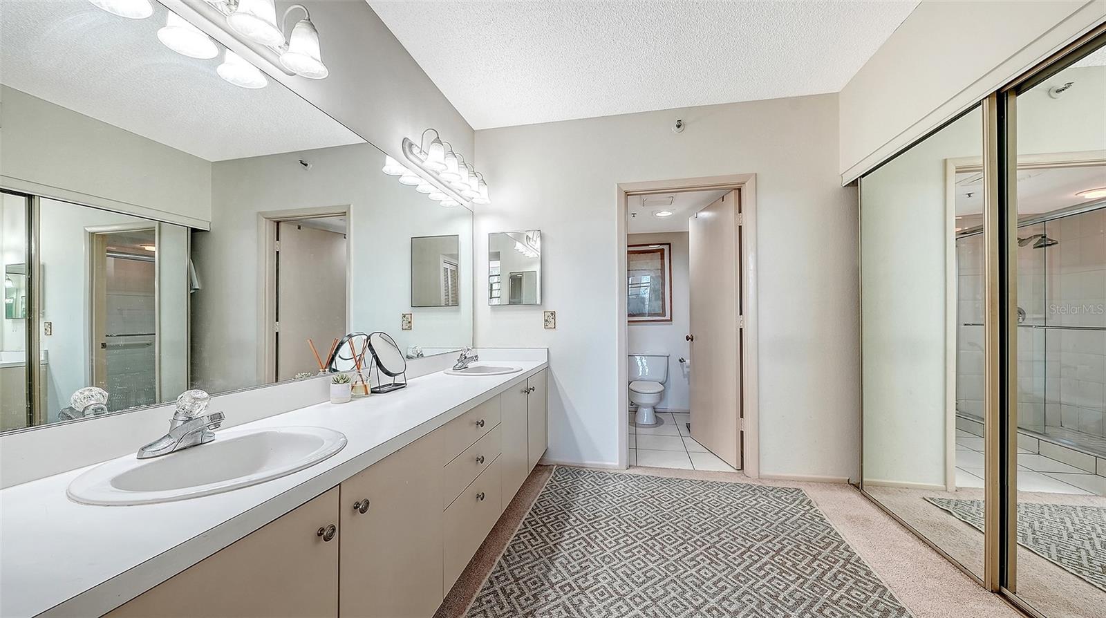 BEACHPLACE III - Residential