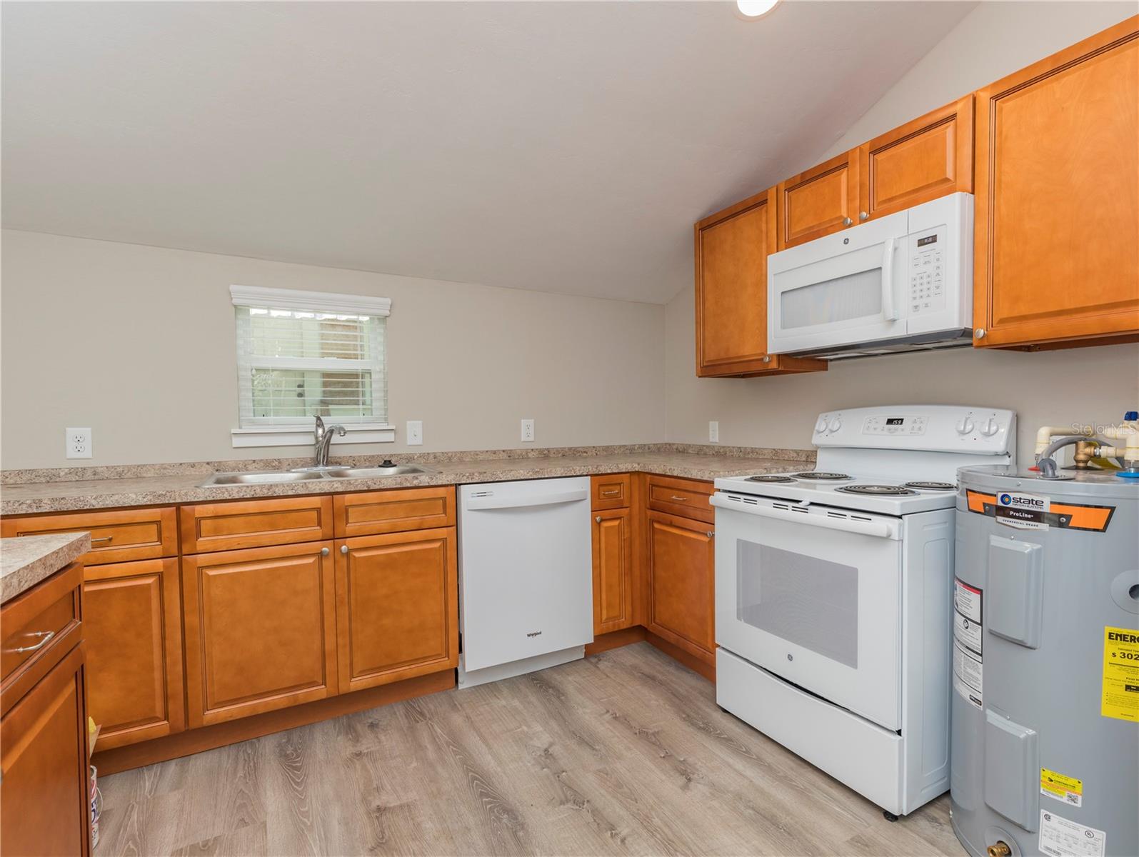 GAINESVILLE MCDOWALLS ADD - Residential Income