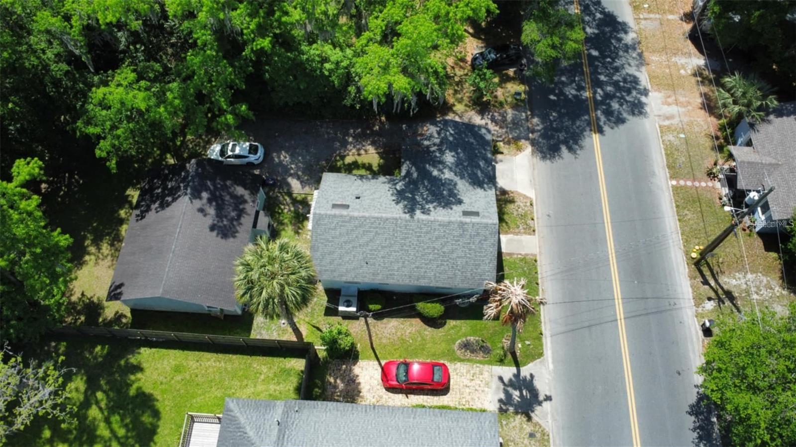 221/223 SE 9TH STREET