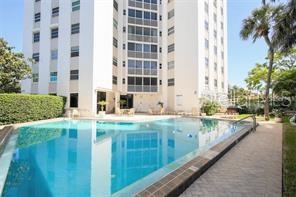 REGENCY HOUSE - Residential Lease