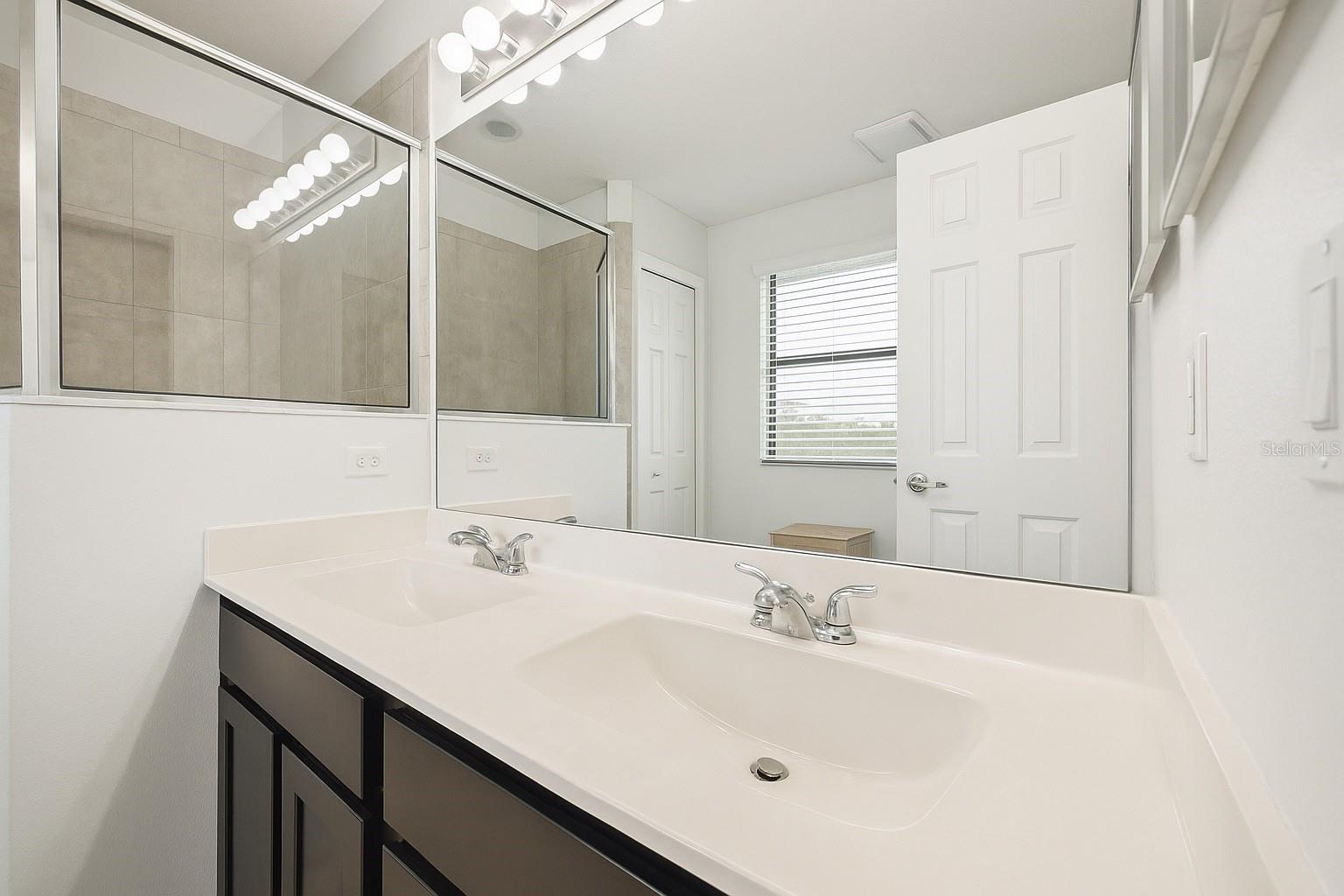 OAK RIDGE - Residential