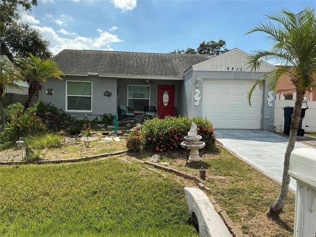 Photo of 6811 S Gabrielle Street, Tampa, FL 33611 (MLS # TB8415322)