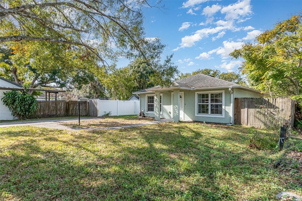 Photo of 610 Carolina Avenue, Saint Cloud, FL 34769 (MLS # A4680455)