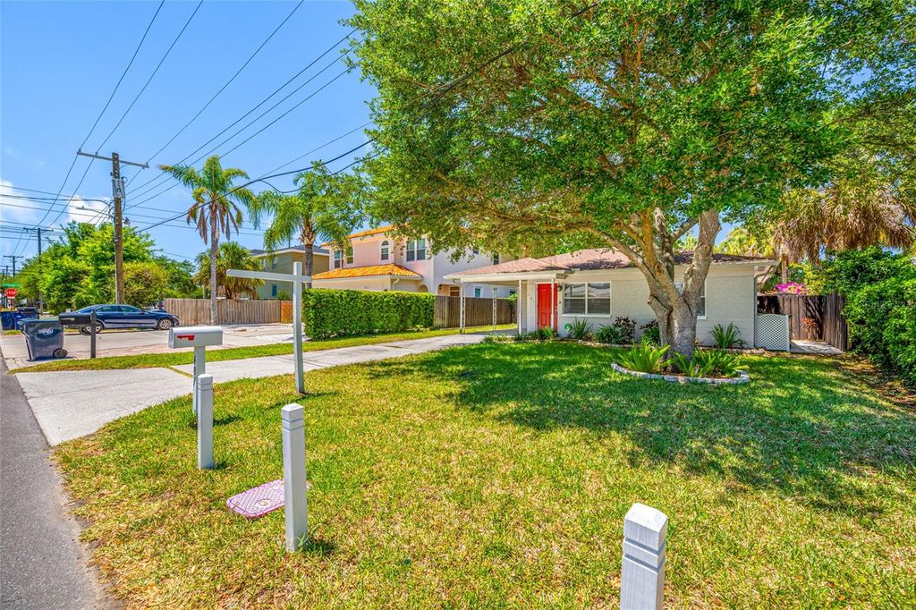 Photo of 407 S Habana Avenue, Tampa, FL 33609 (MLS # TB8501290)