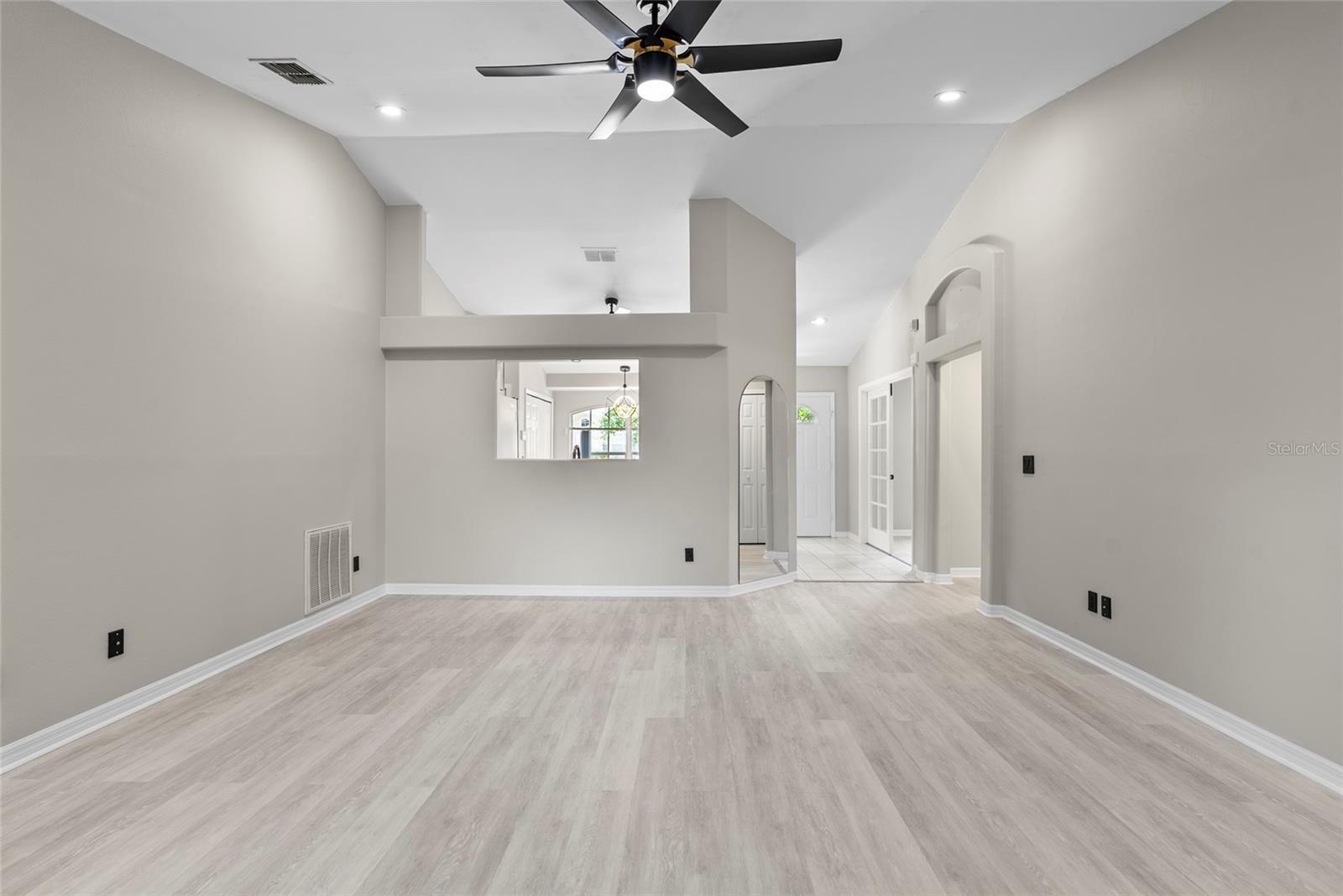 BRENTWOOD HILLS TRCT B UN 2 - Residential