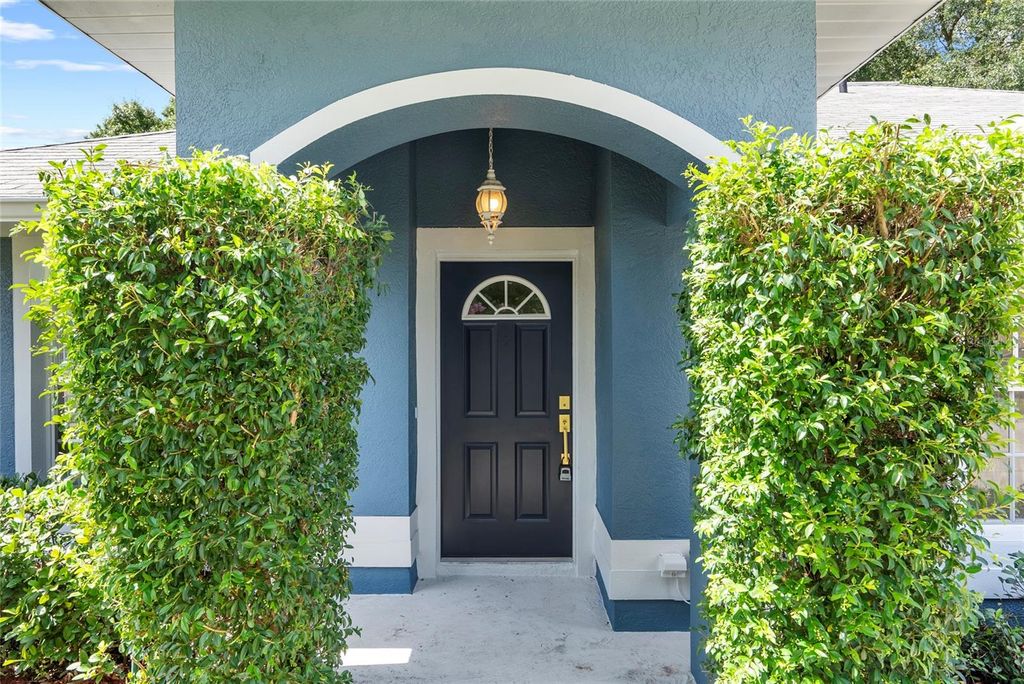 Photo of 1709 Powder Ridge Drive, Valrico, FL 33594 (MLS # TB8472208)