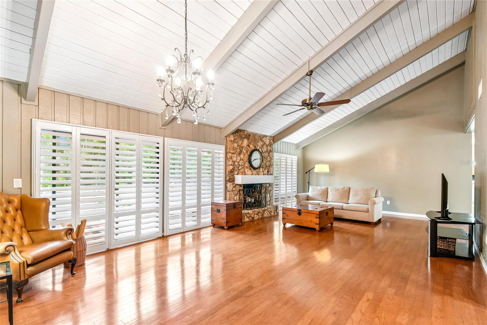 104 WEEPING ELM LANE