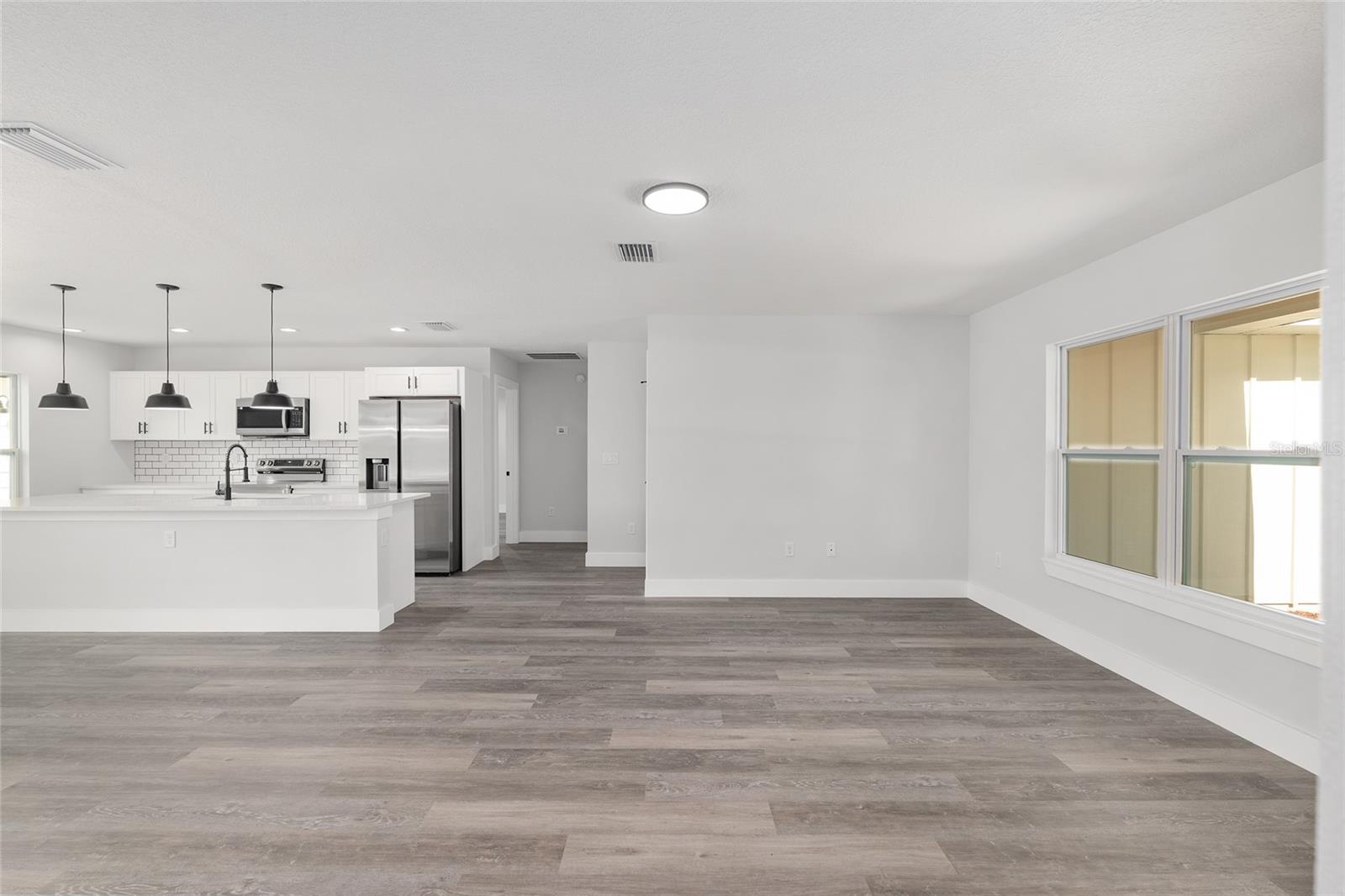 MARION OAKS - Residential