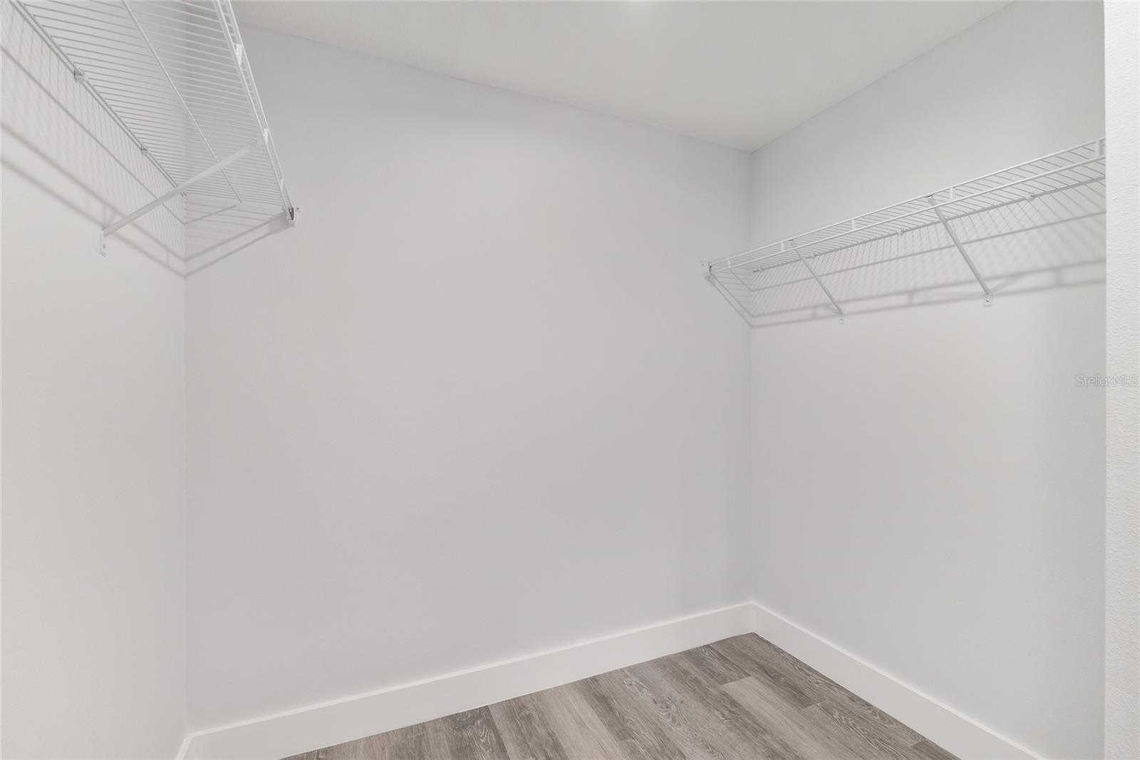 MARION OAKS - Residential