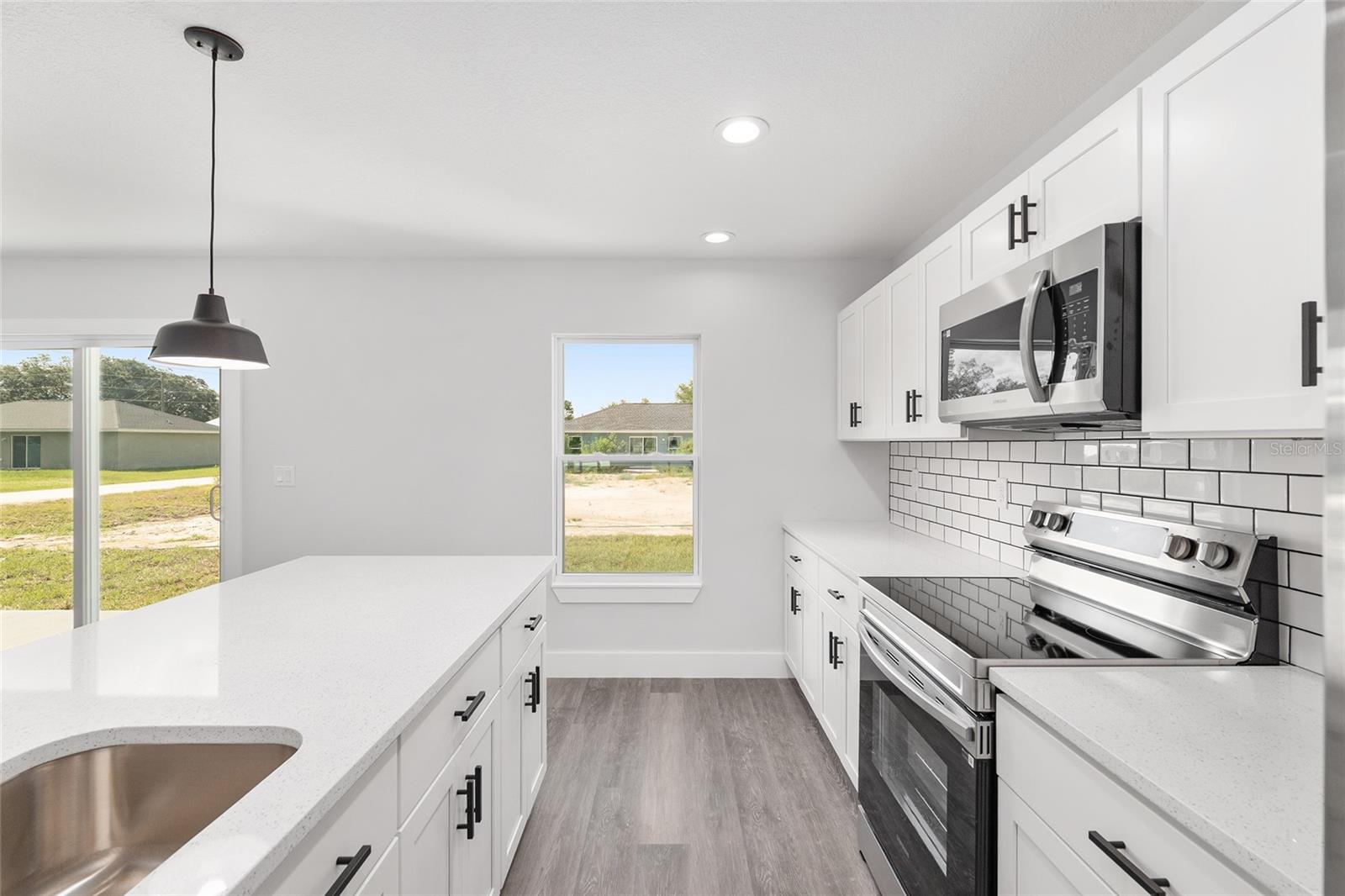 MARION OAKS - Residential