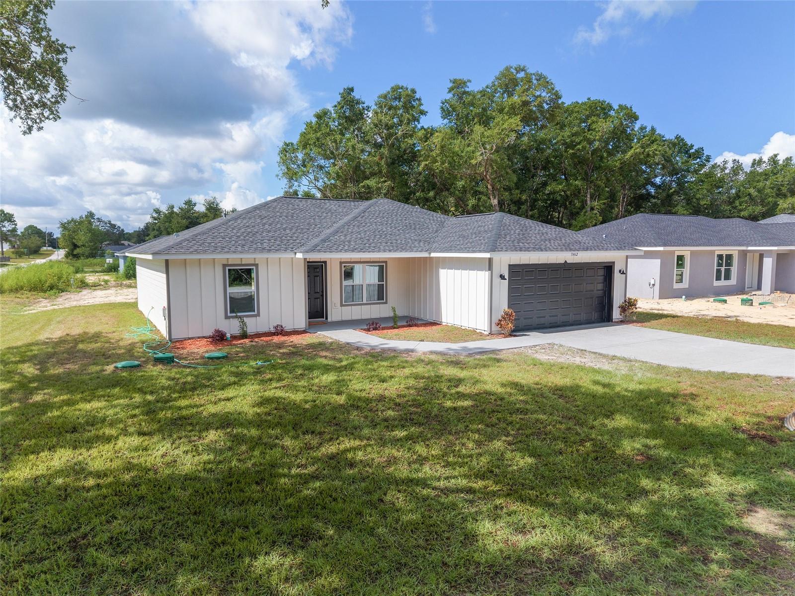 MARION OAKS - Residential