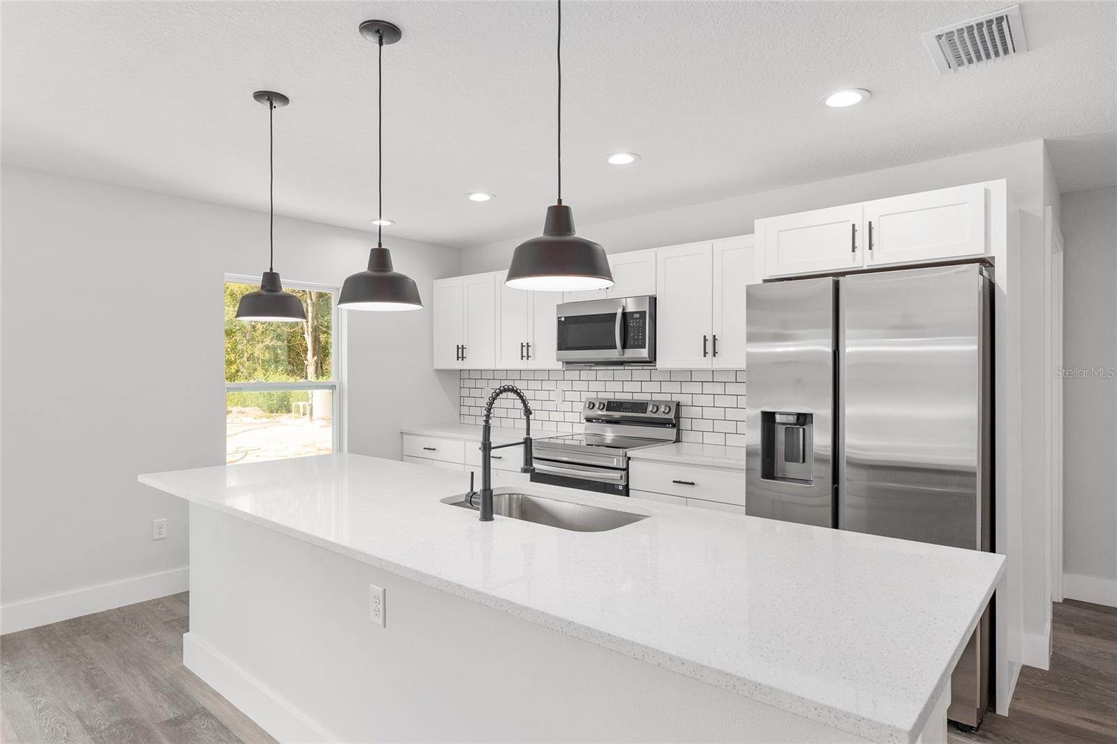 MARION OAKS - Residential