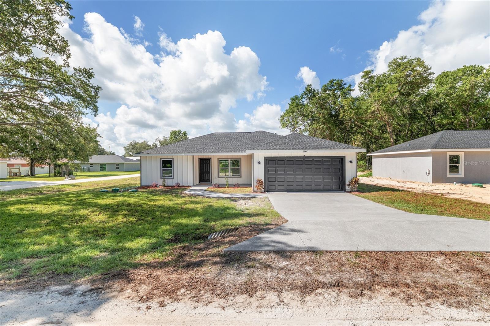MARION OAKS - Residential