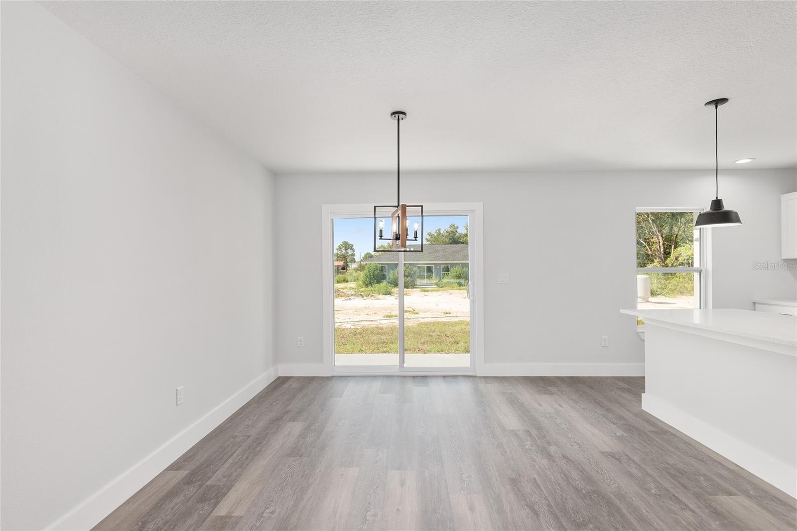 MARION OAKS - Residential