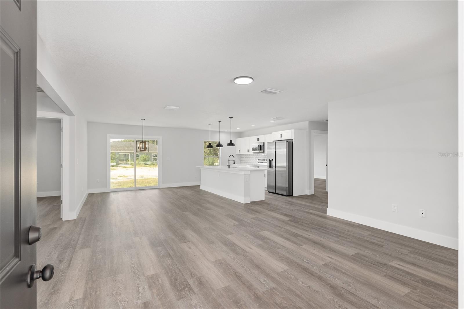 MARION OAKS - Residential