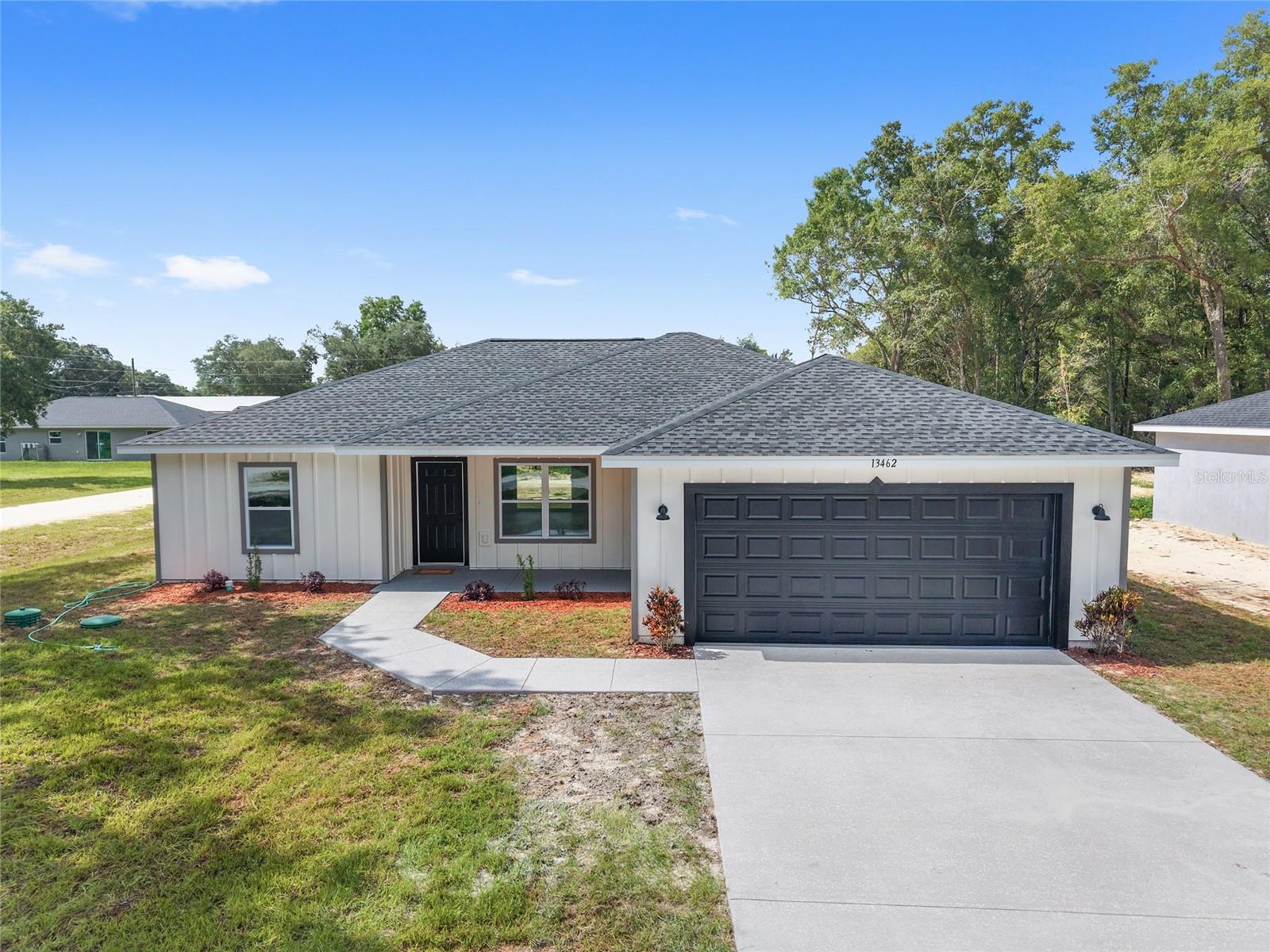 MARION OAKS - Residential