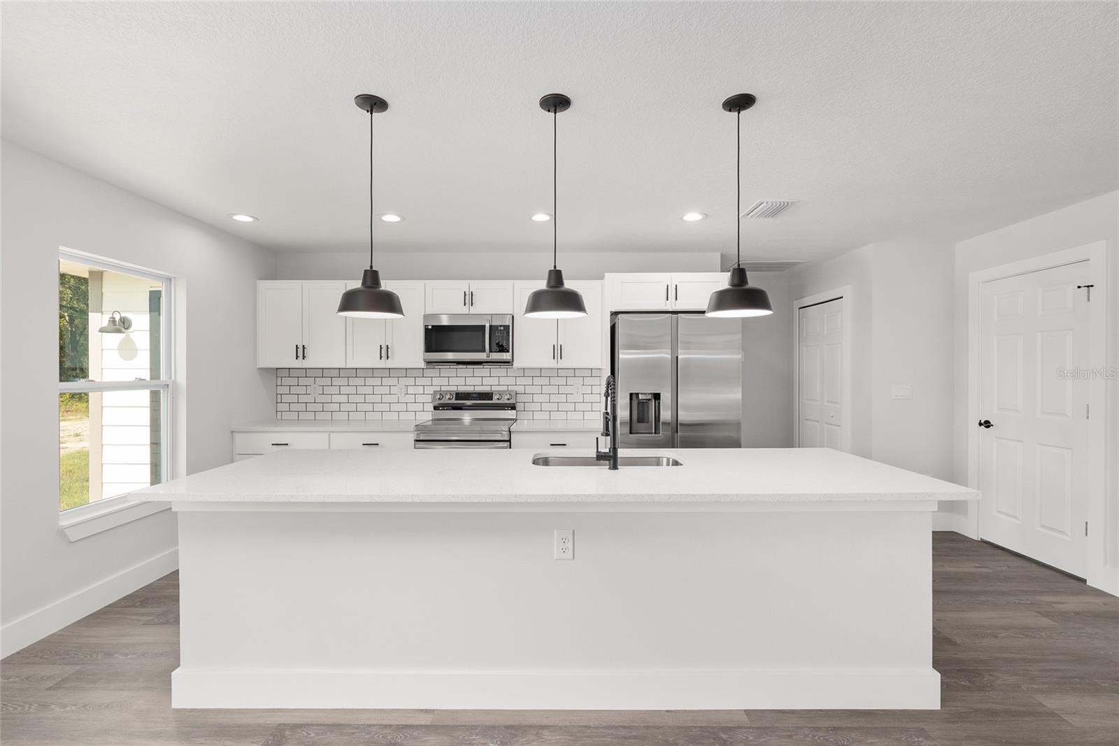 MARION OAKS - Residential