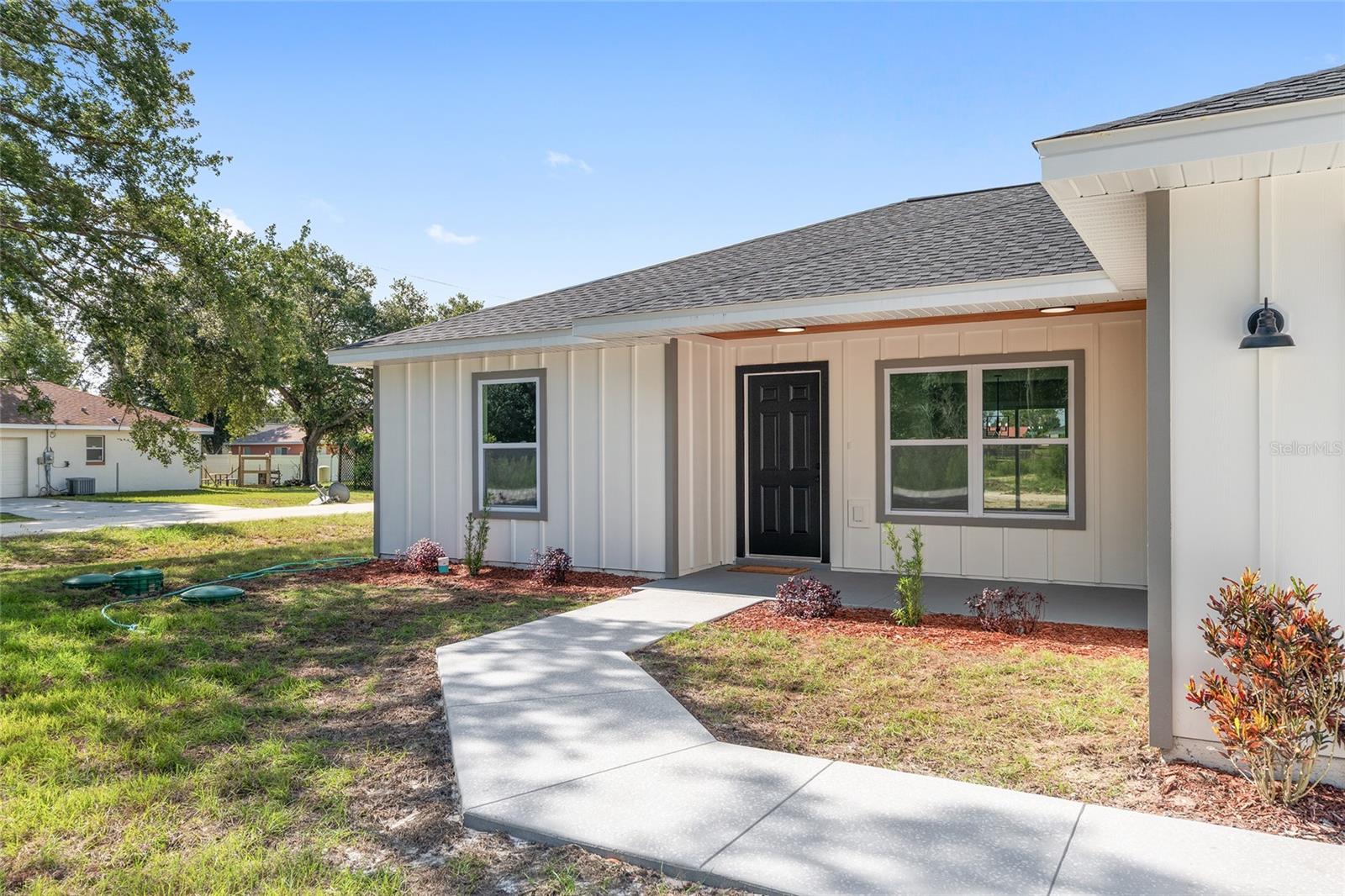 MARION OAKS - Residential