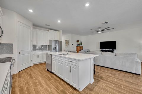 Tiny photo for 17590 Blazing Star Circle, Clermont, FL 34714 (MLS # G5104030)
