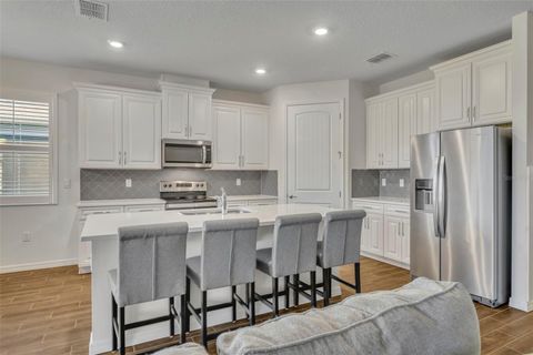 Tiny photo for 17590 Blazing Star Circle, Clermont, FL 34714 (MLS # G5104030)