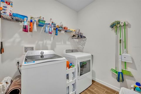 Tiny photo for 17590 Blazing Star Circle, Clermont, FL 34714 (MLS # G5104030)