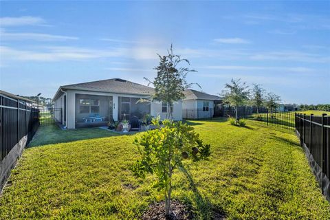 Tiny photo for 17590 Blazing Star Circle, Clermont, FL 34714 (MLS # G5104030)