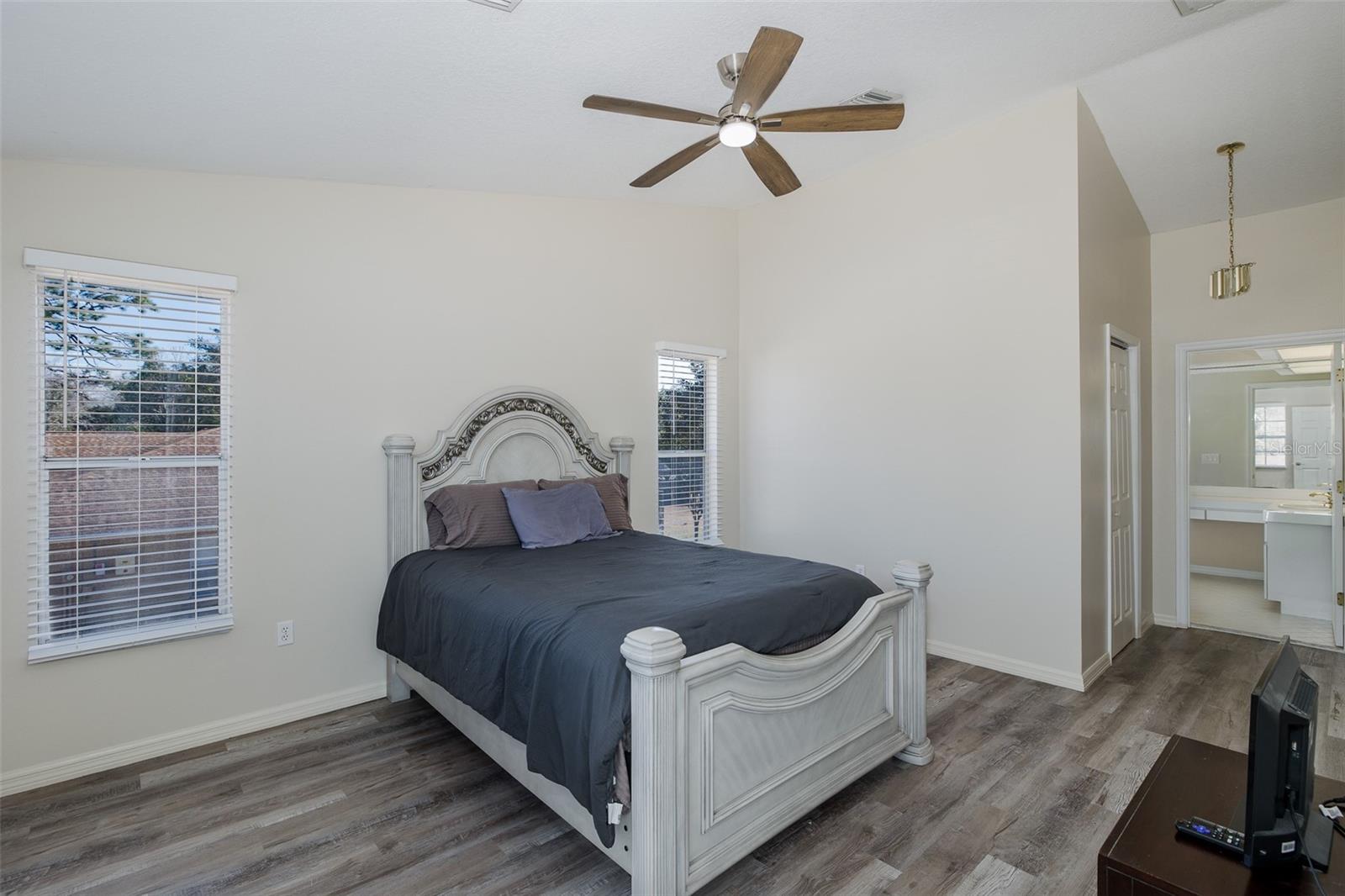 SUTTON PLACE - Residential