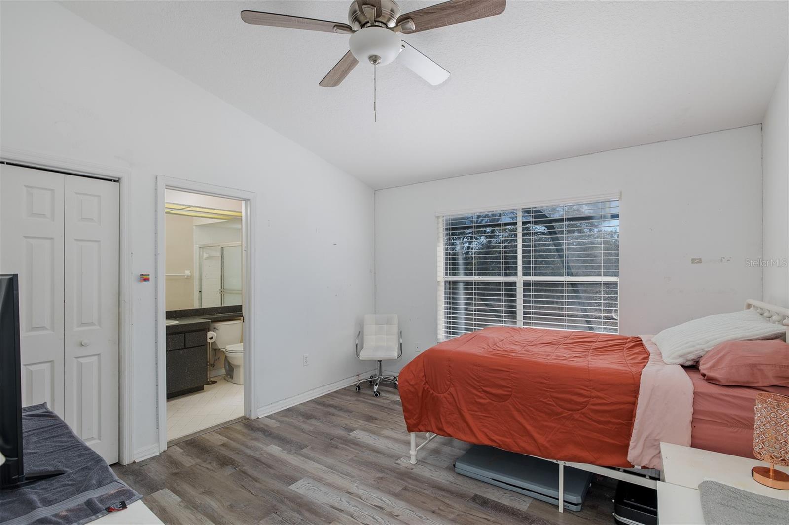 SUTTON PLACE - Residential