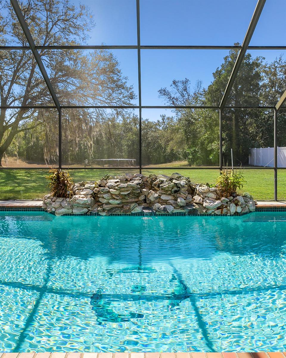 SUTTON PLACE - Residential