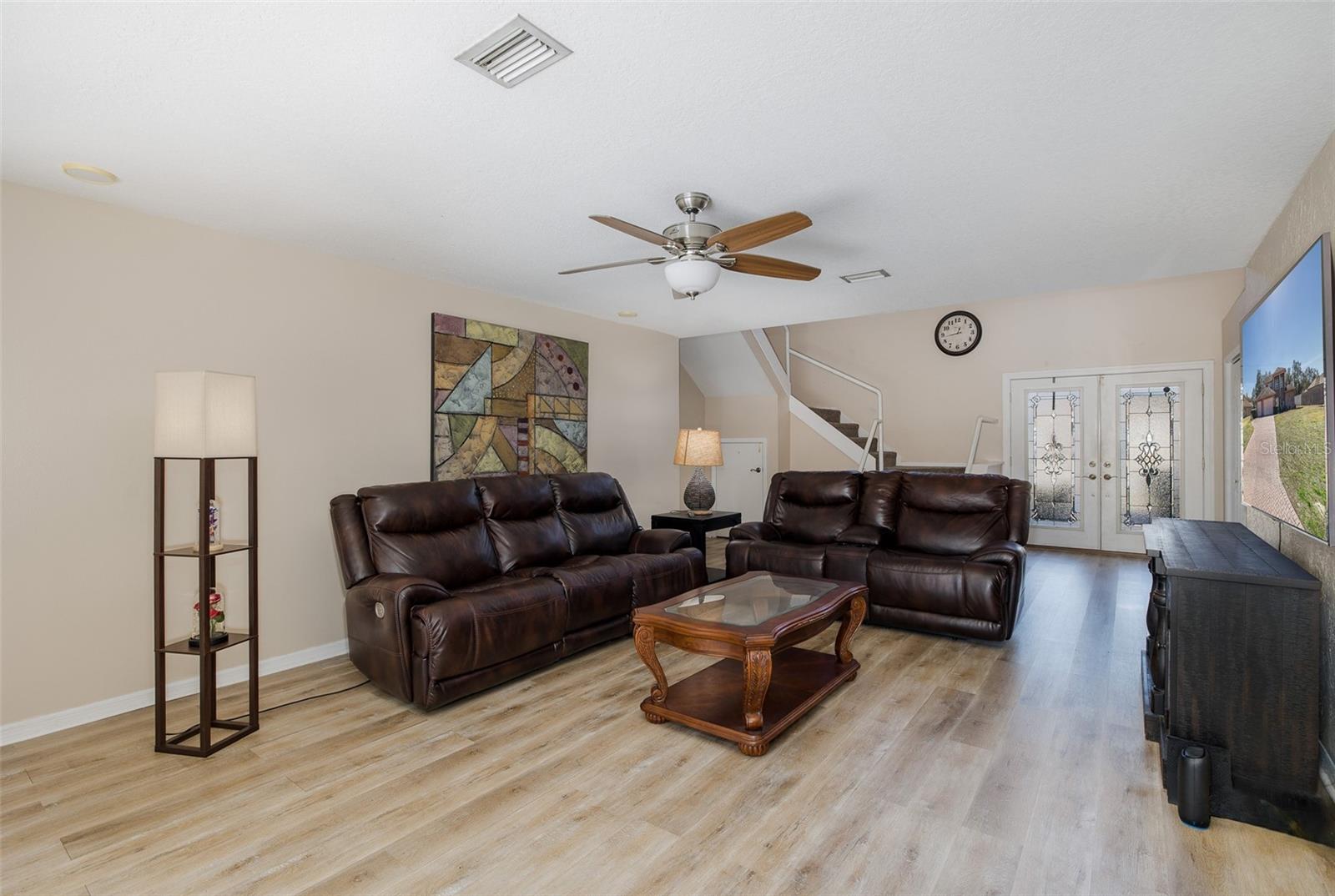 SUTTON PLACE - Residential