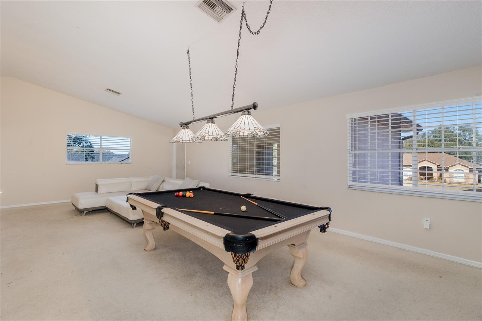 SUTTON PLACE - Residential