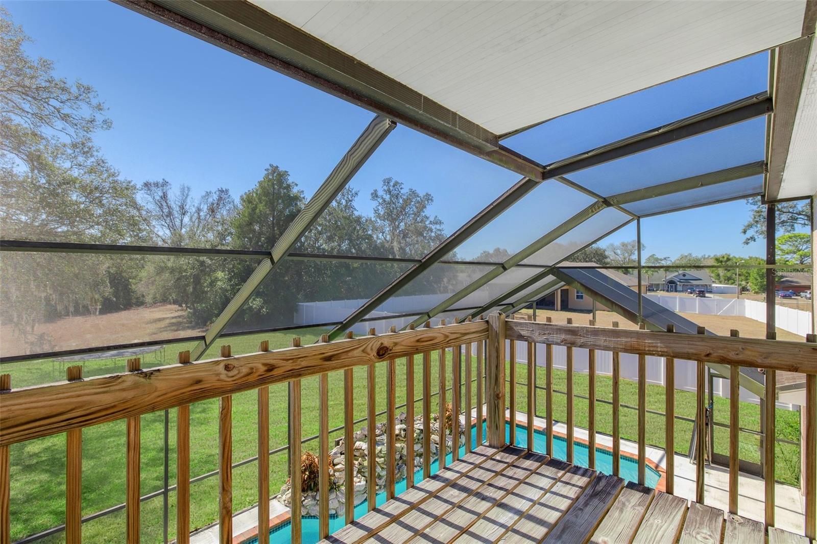 SUTTON PLACE - Residential