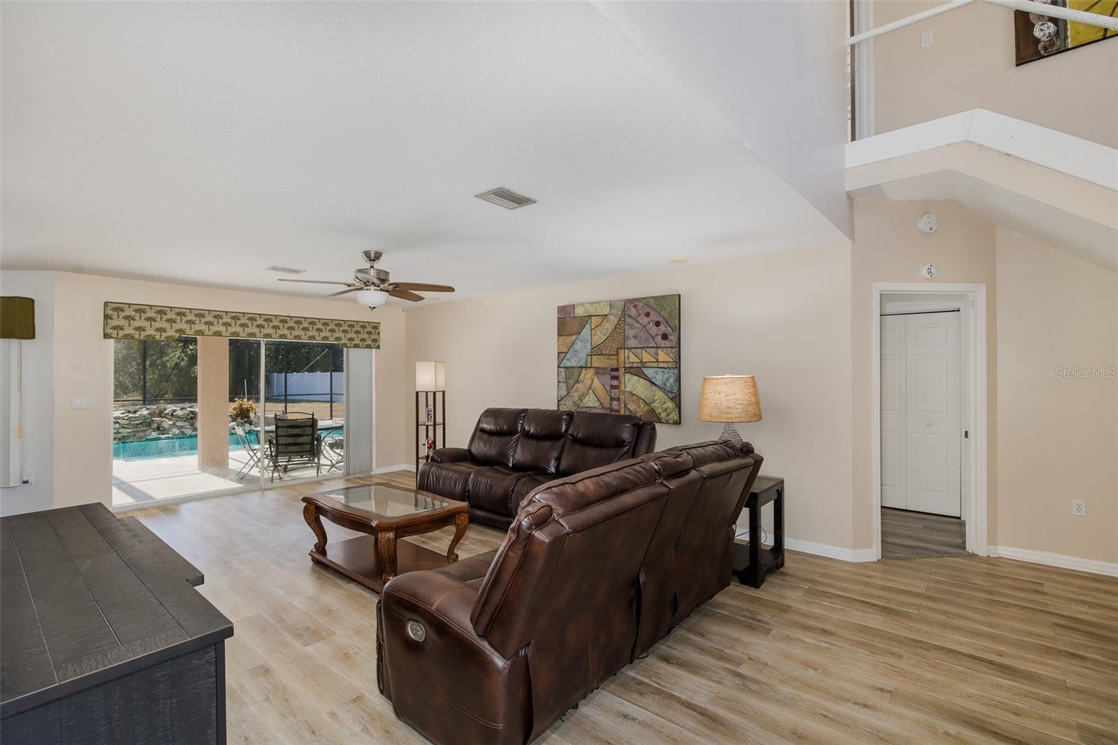 SUTTON PLACE - Residential