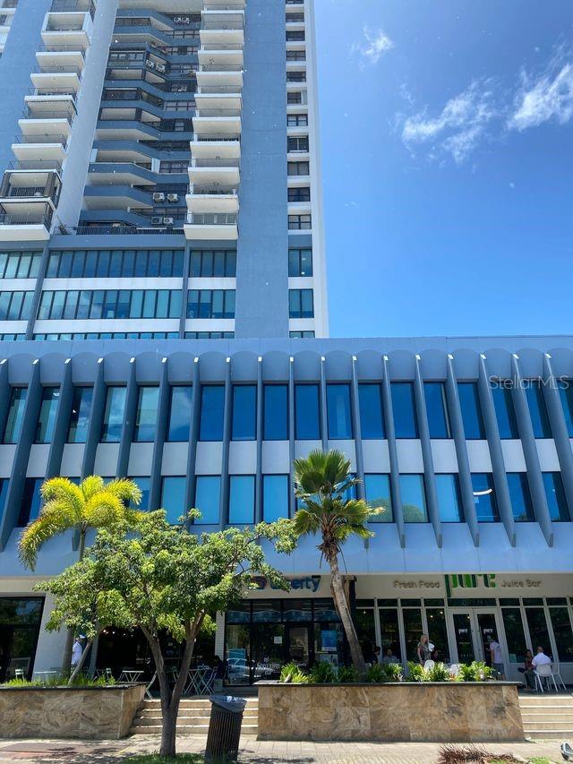 MIRAMAR PLAZA - Commercial Sale