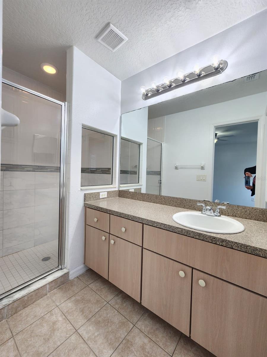 FIESTA KEY - Residential