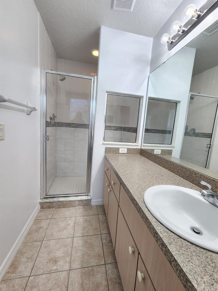 FIESTA KEY - Residential