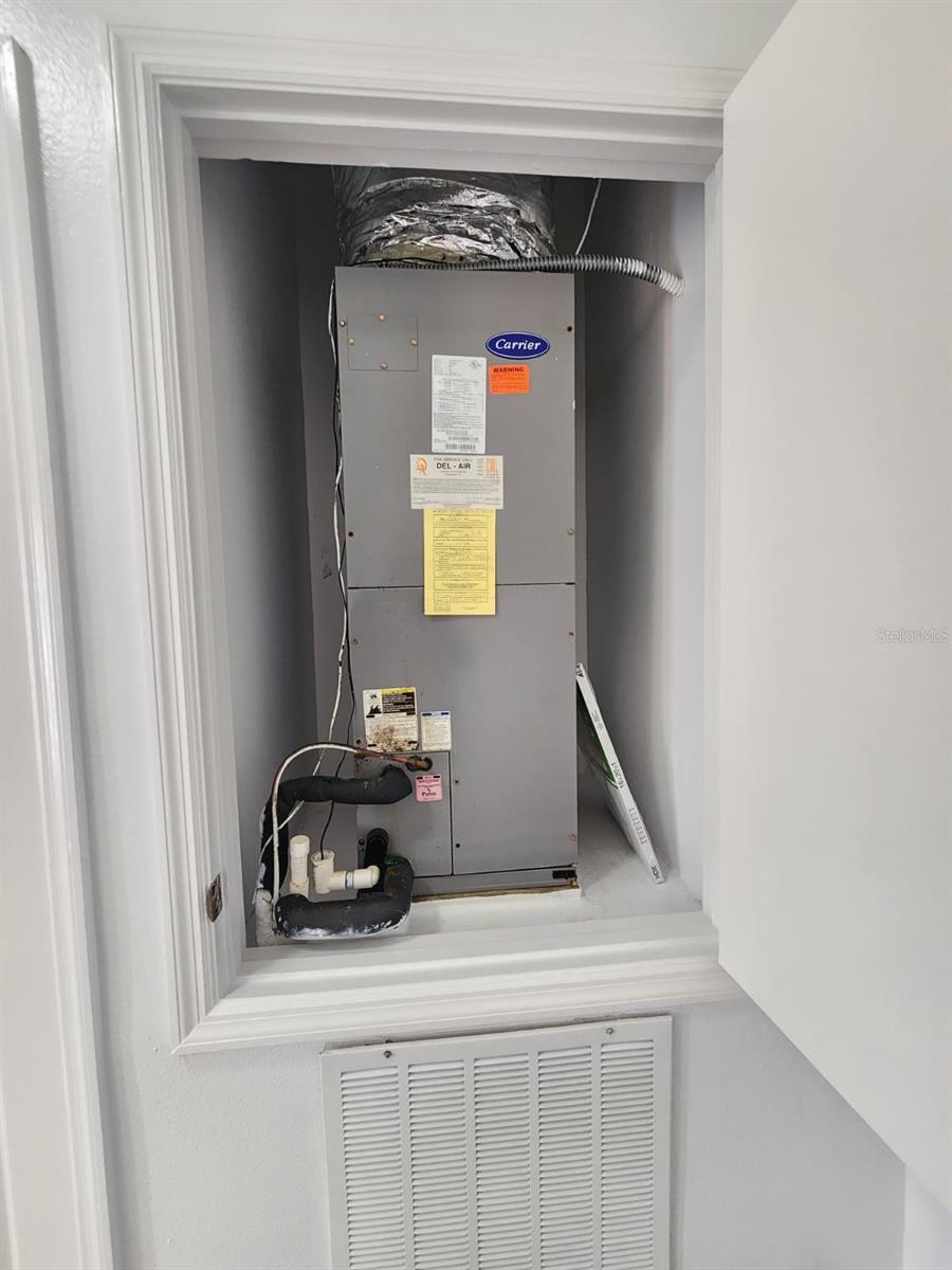 FIESTA KEY - Residential