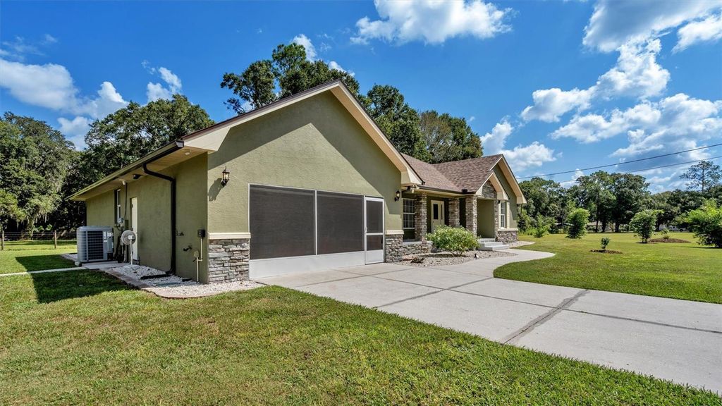 Photo of 7616 Green Road, Lakeland, FL 33810 (MLS # L4959226)