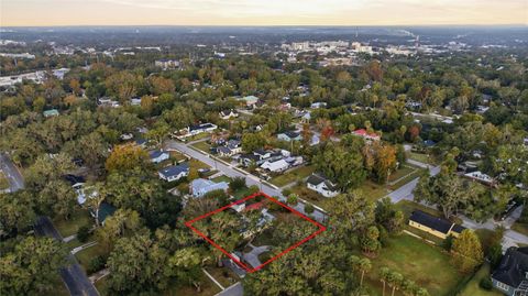 Tiny photo for 1226 SE 9th Avenue, Ocala, FL 34471 (MLS # OM715825)