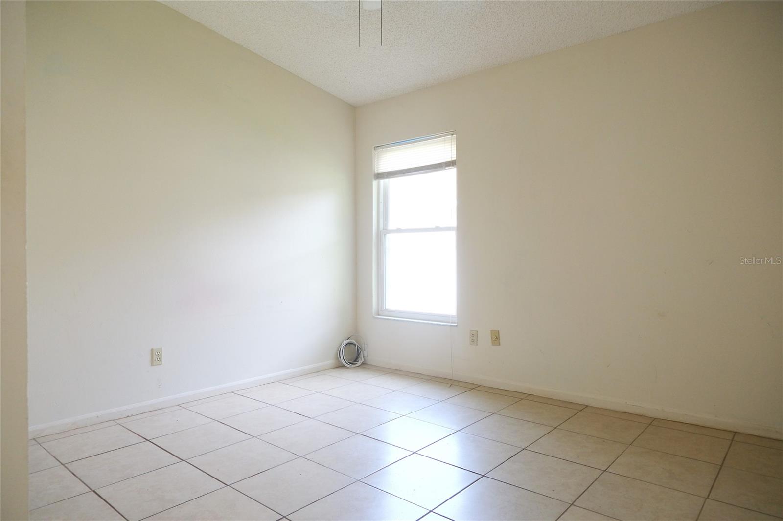 PEMBROOKE - Residential