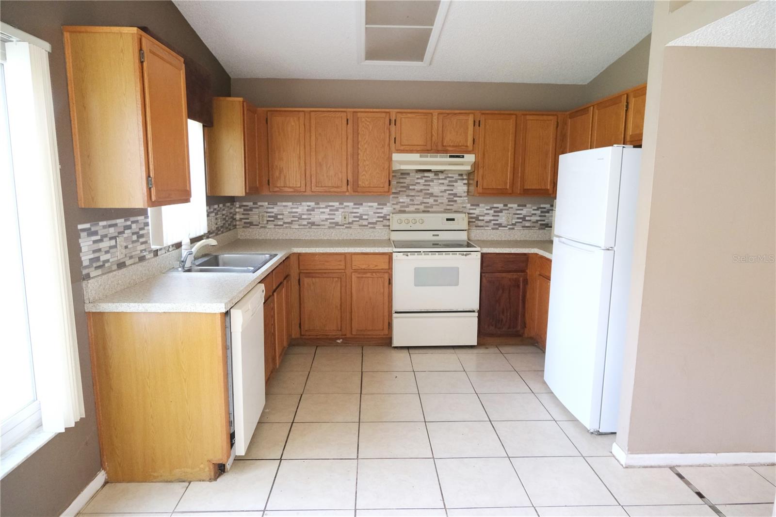 PEMBROOKE - Residential