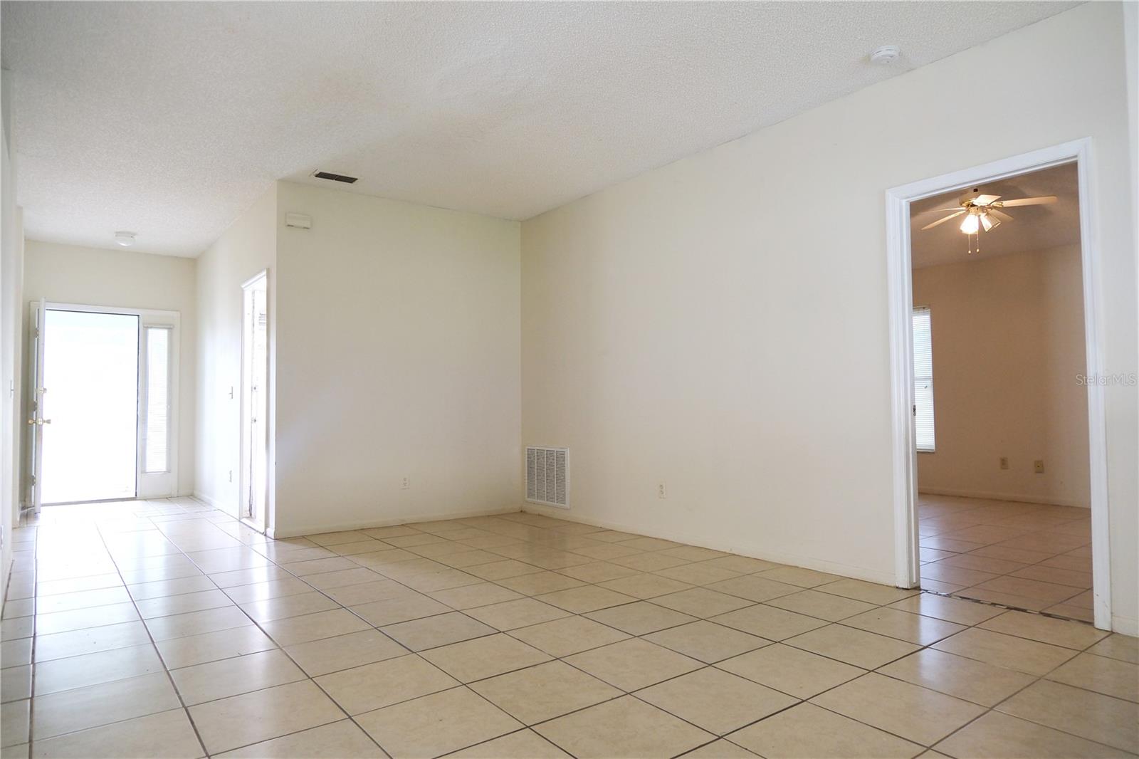 PEMBROOKE - Residential