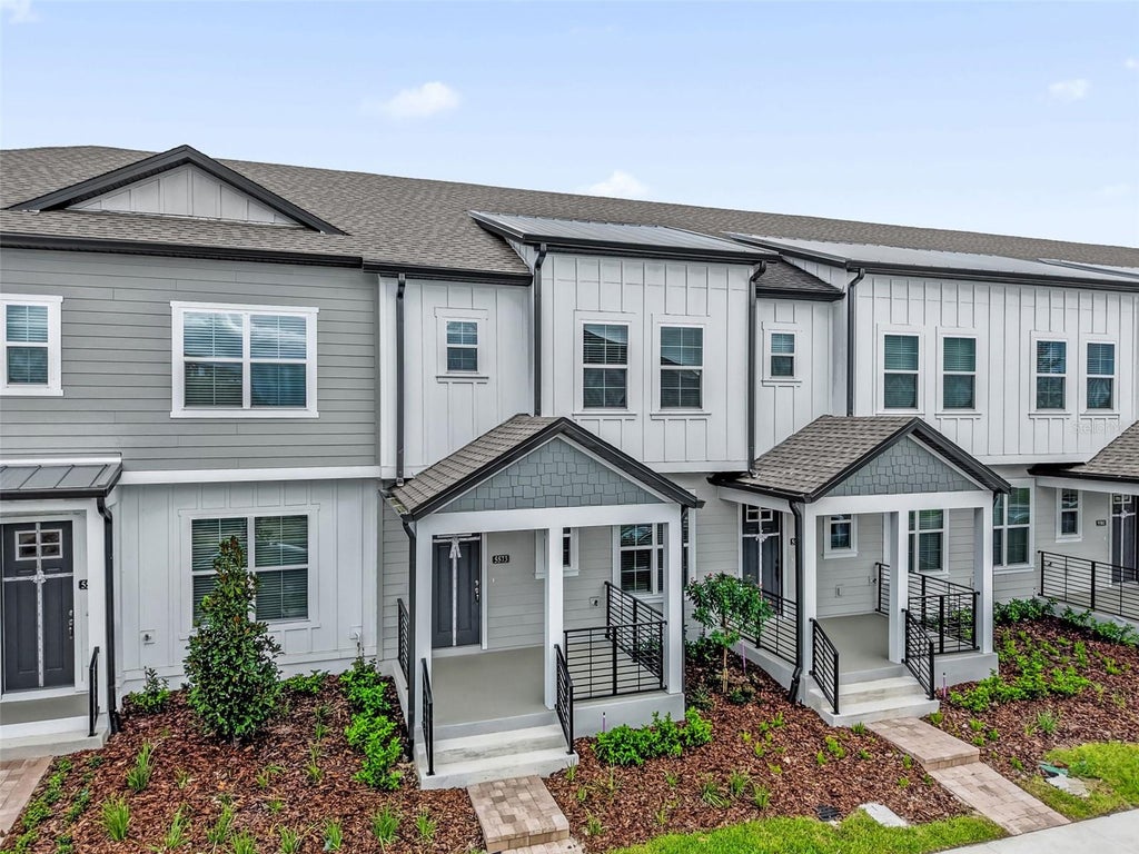 Photo of 5573 Lemon Orchard Bend, Windermere, FL 34786 (MLS # O6447055)