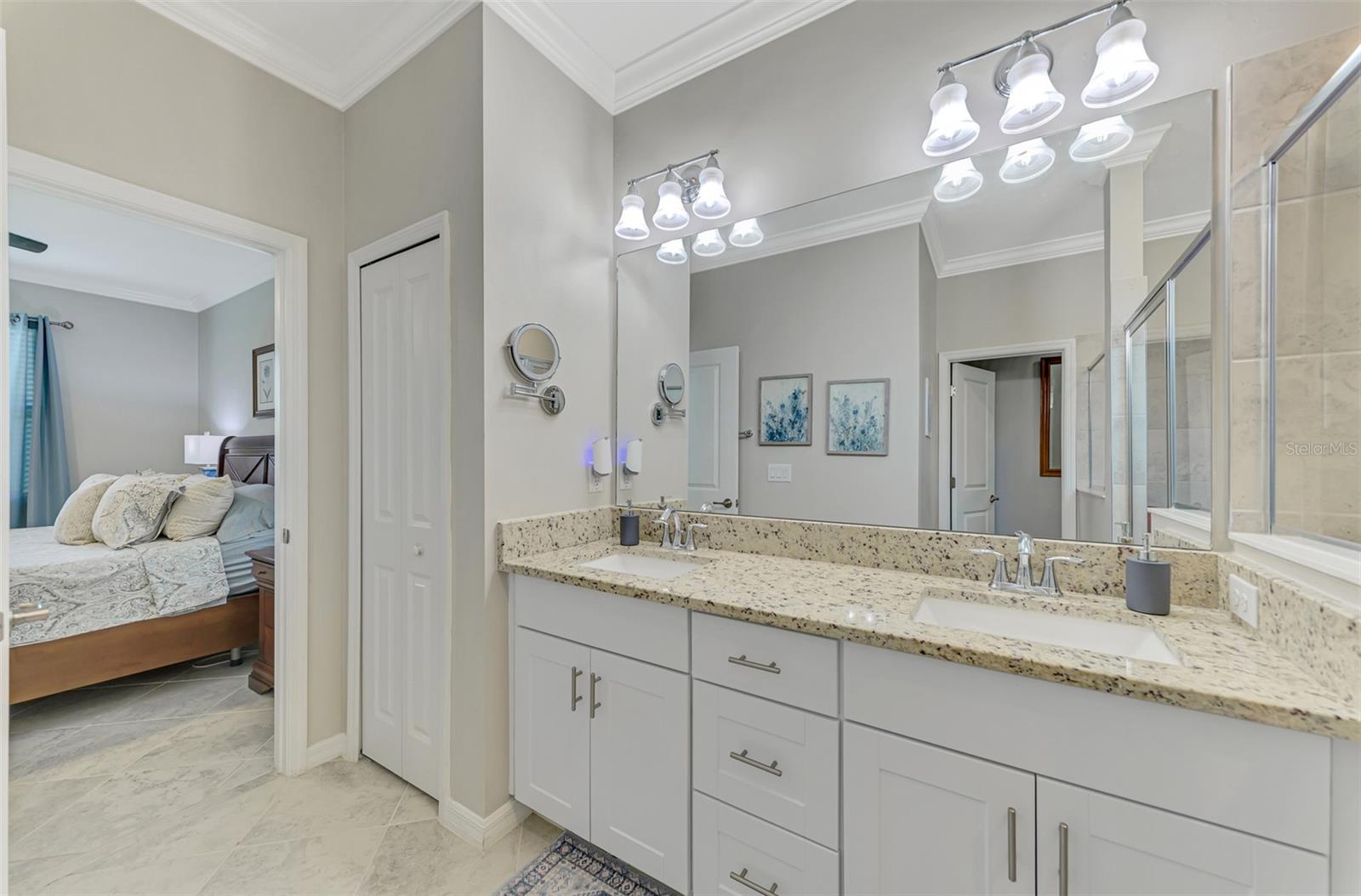 BISCAYNE LANDING - Residential