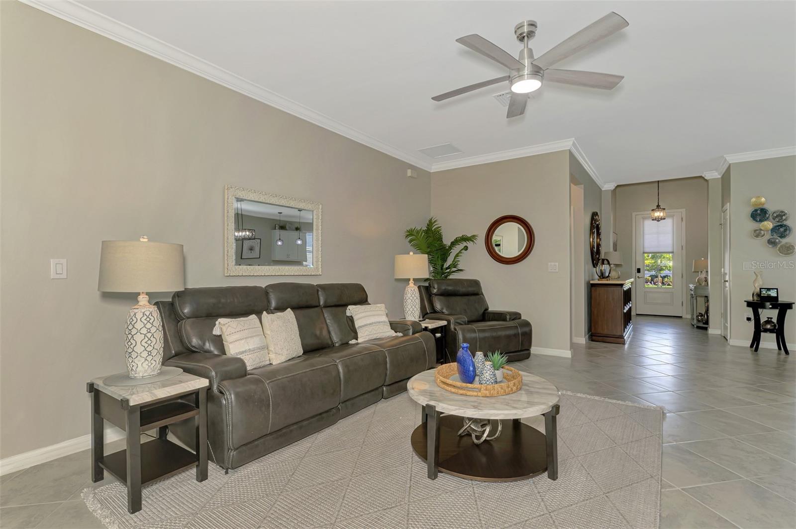 BISCAYNE LANDING - Residential