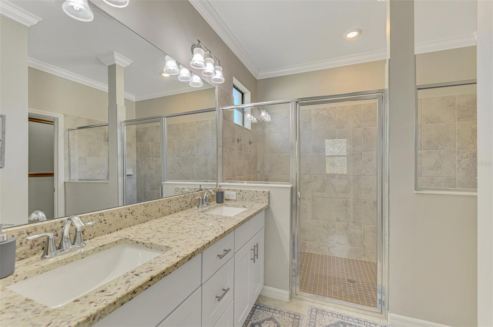 BISCAYNE LANDING - Residential