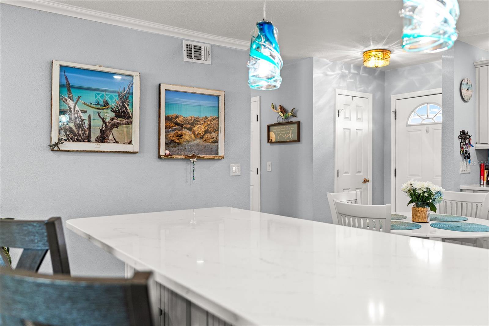 SHORE MANOR BLDG TOWN APTS - Residential